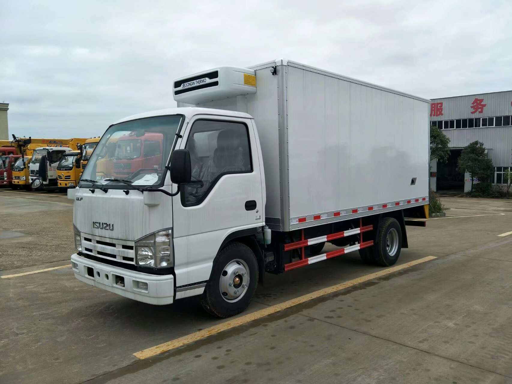 new refrigerator trucks ,refrigerated catering truck