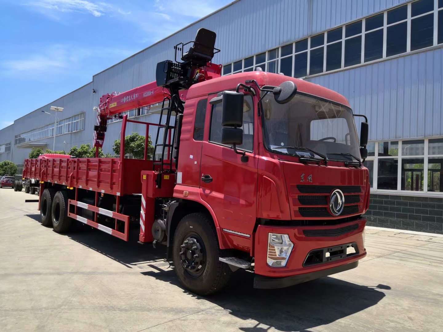 gas installation truck with crane, helmerich trucks with crane