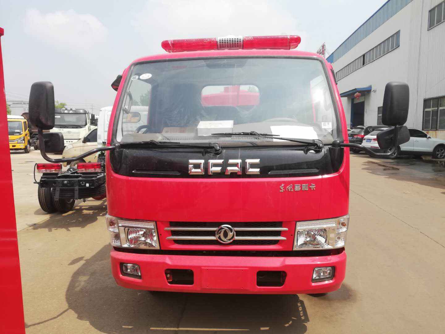 water tank fire fighting truck suppliers